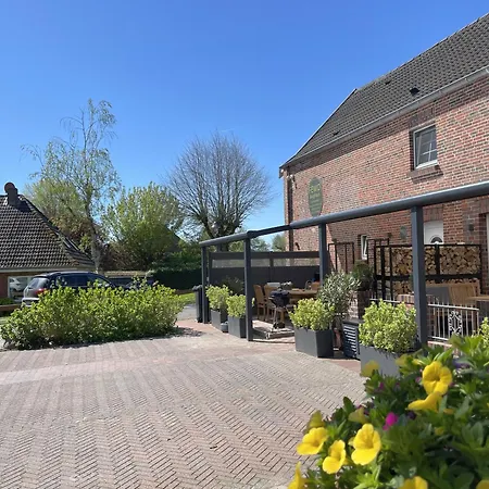 Burghaus 1 Greetsiel